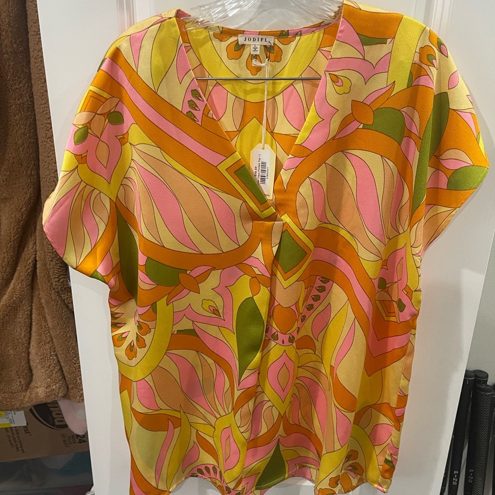 JODIFL Pink Orange Green Abstract Print Short Sleeve Blouse